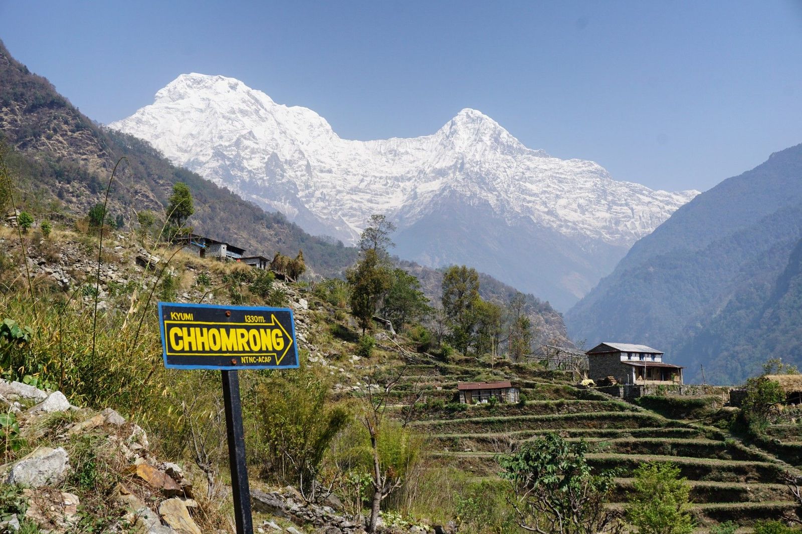 Scenic Trekking Bags in Annapurna, Nepal.jpg