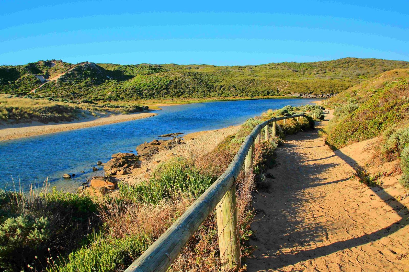MaragrerRiver-mouth-Cape-to-cape