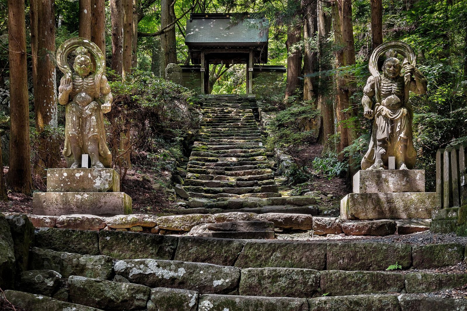 The,Approach,To,Futagoji,Temple,On,The,Kunisaki,Peninsula