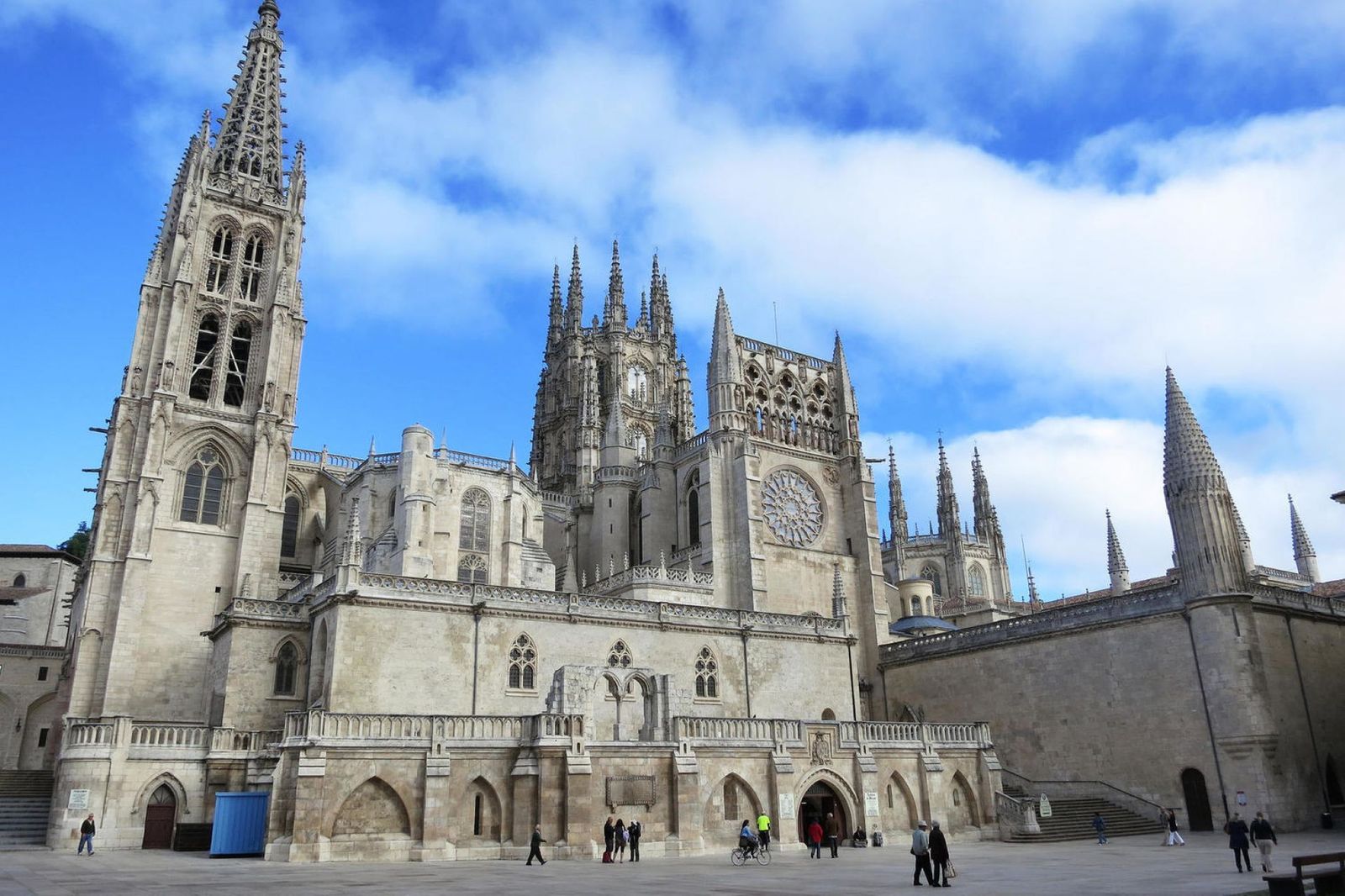 Spain-camino-de-santiago-burgos-cathedral