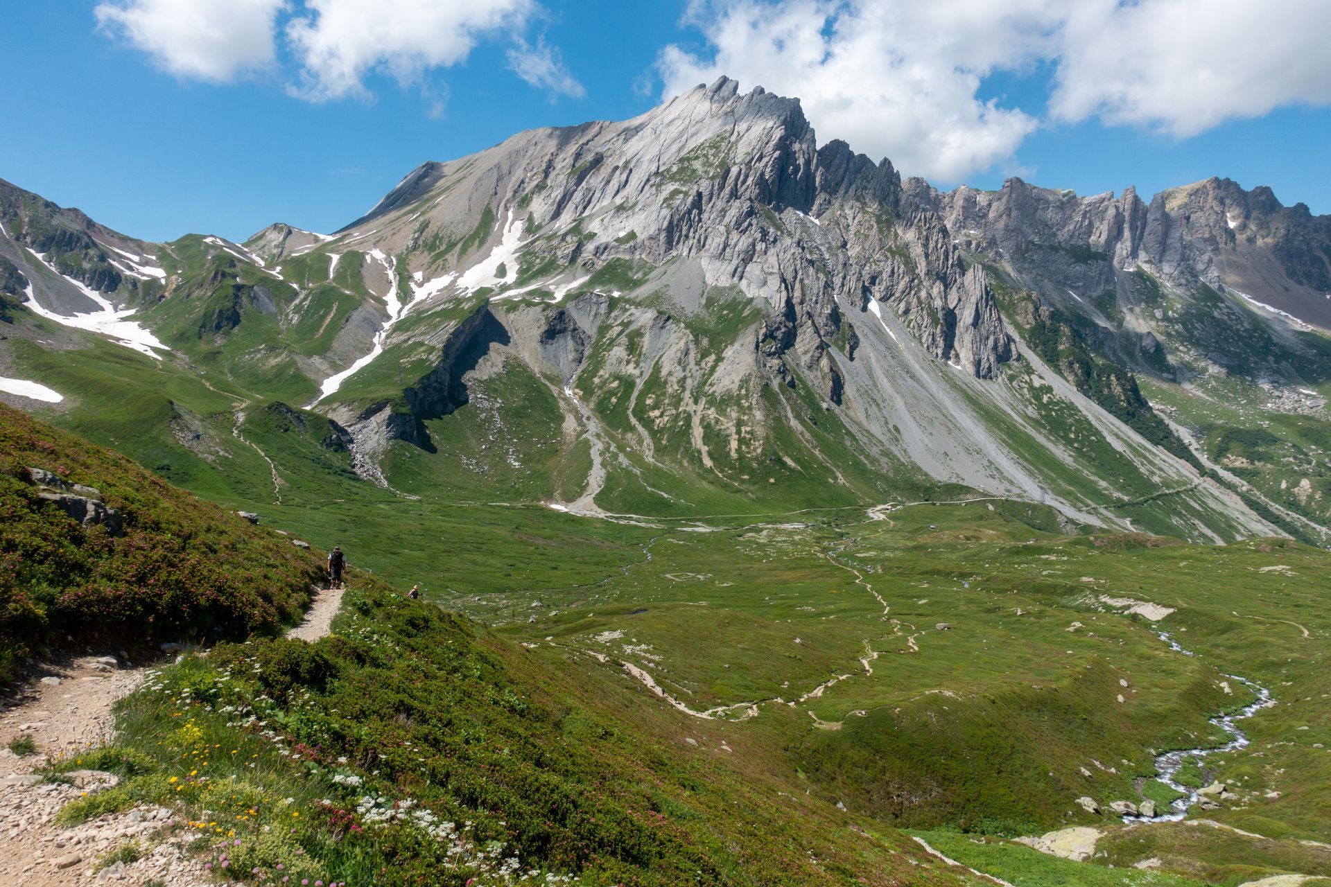 Tour du Mont Blanc Essentials: Chamonix to Courmayeur - 8 Days