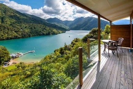 queen charlotte drive