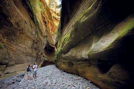 Inside-the-Narrow-Gorge-Carnarvon