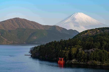 Lake Ashi and Mnt Fuji Hakone epic view