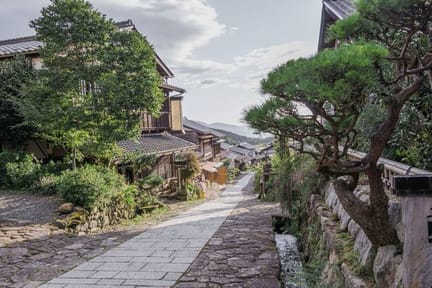Old-town-and-old-buildings-of-Magome