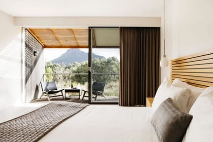 Royal Mail Mountain View Room Grampians