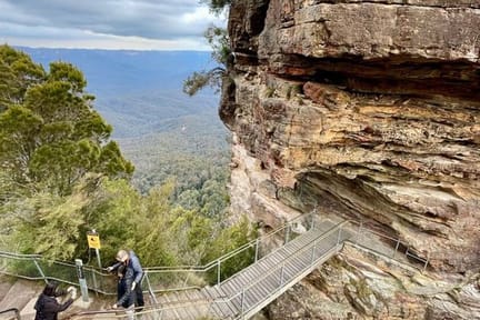 blue mountains-Bridge.jpg