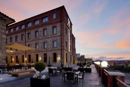 Camino Spain leon astorga via delaplata hotel
