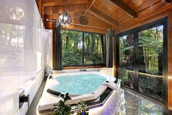 Mouses House Gold Coast spa