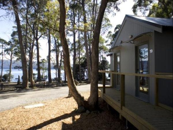 Cabins ta Lake St Clair Lodge