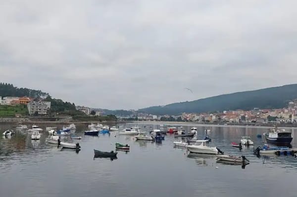 Finisterre bay