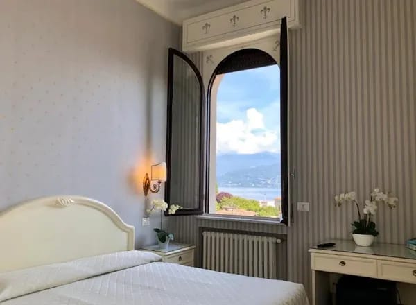 Hotel Du Parc lake view room