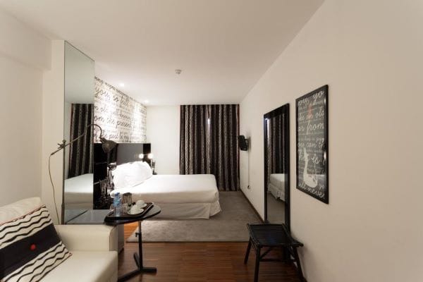 Hotel Porto Trindade bedroom