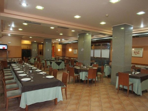 Hotel Virgen del Camino dining