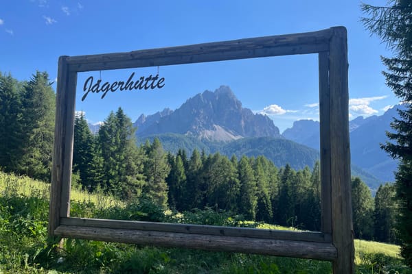 Jagerhutte Sesto Dolomites Carnic Trail Monte Elmo Helm