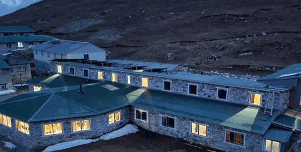 Lebouche Oxygen Lodge outside