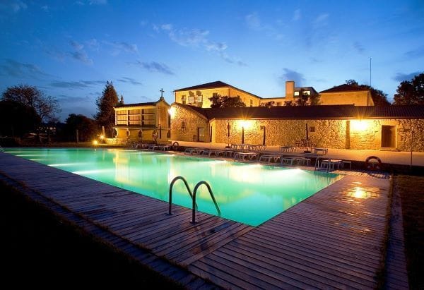 Pazo de Lestrove pool