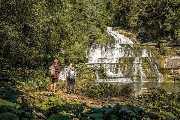 Walkers in Vallorbe Cascade