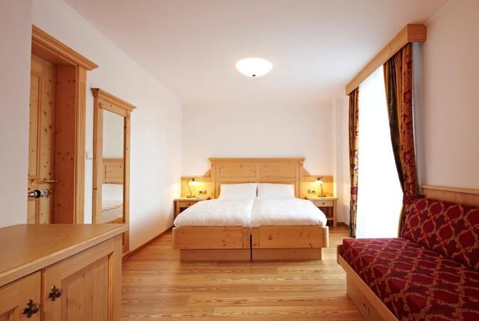 Apparthotel Germania room