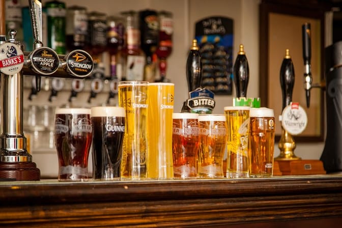 Beers-at-the-George-Hotel
