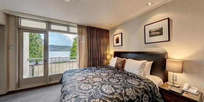 Distinction Te Anau Hotel double room
