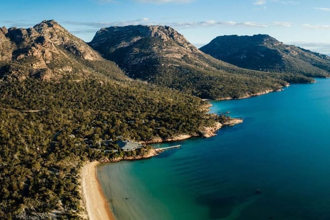 Freycinet Peninsula Walk - 3 Days accommodation