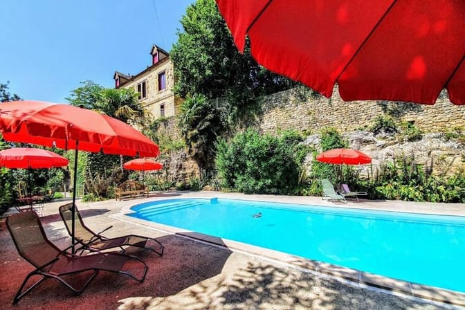 Hauts de Domme pool