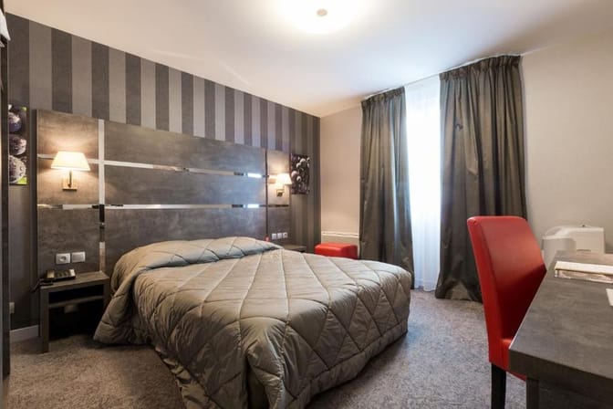 Hostellerie St Vincent bedroom