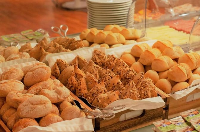 Hotel Porto Trindade pasty station.jpg