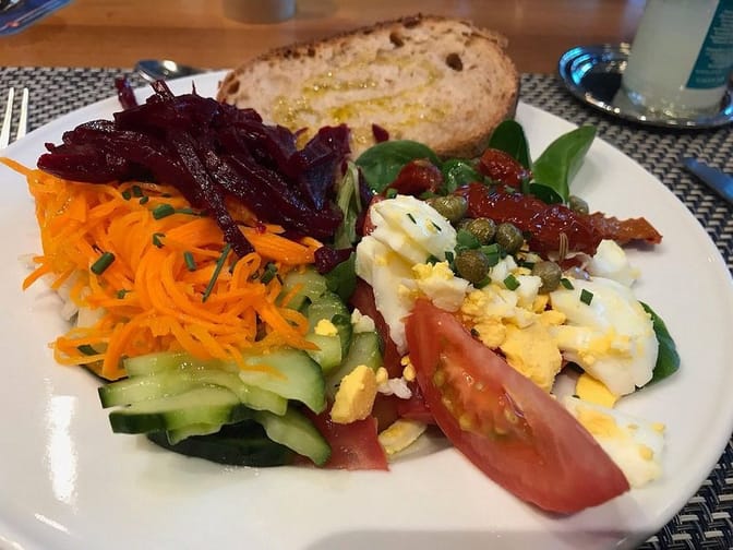 Hotel Steinmattli Adelboden food.jpg