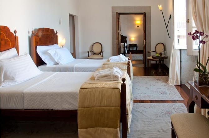 Hotel Casa Melo Alvim twin share.