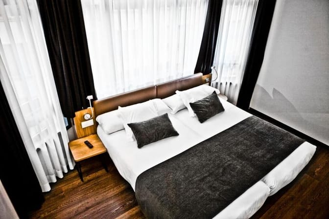 Hotel Lux Santiago bedroom