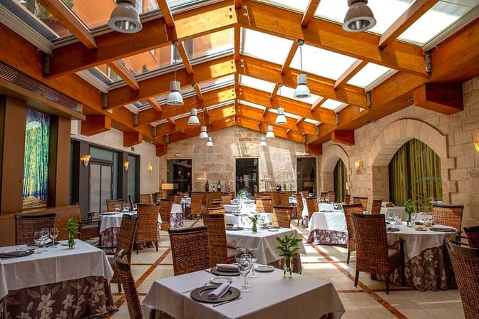 Palacio de los Blasones Hotel dining 2
