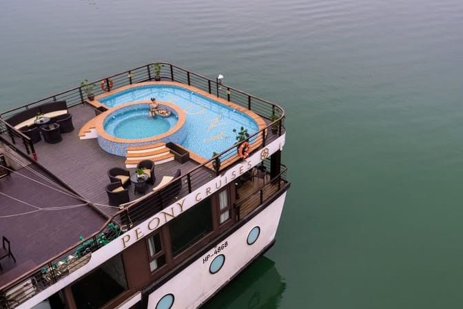 Peony cruise