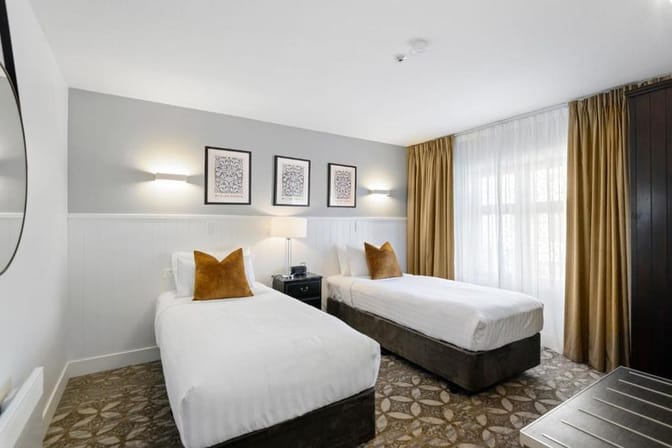 Scenic hotel christchurch 2