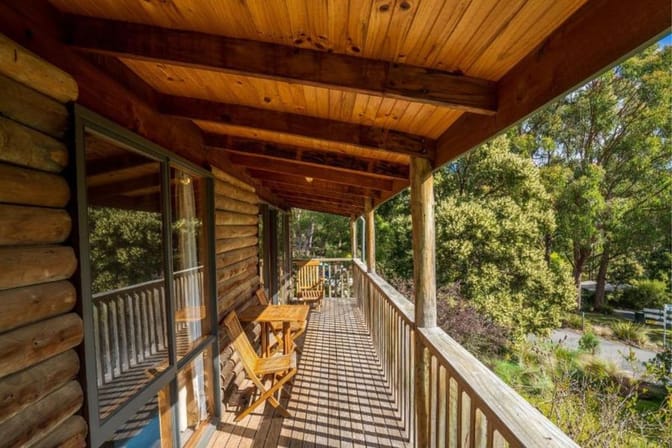 Stewarts Bay Lodge Log Cabin balcony