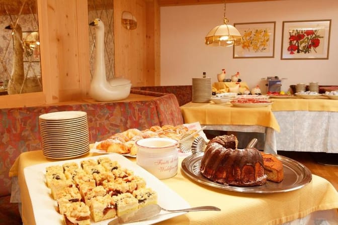 Dolomites Alta Via Walk - 7 Days food