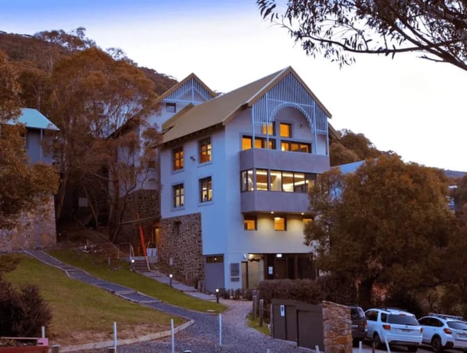 boali lodge exterior