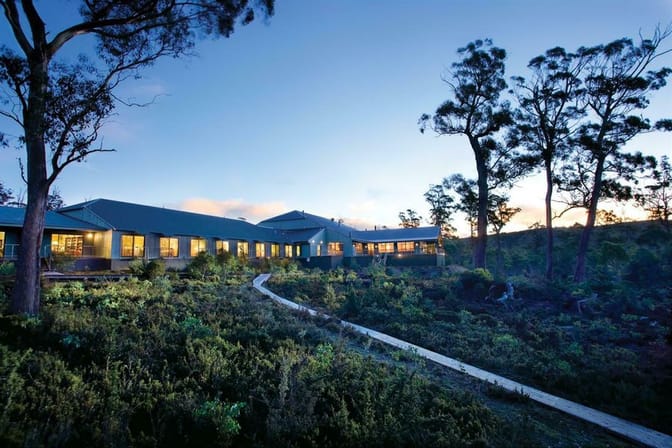 cradle mountain hotel restaurant