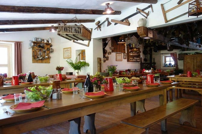 Communial dining room at Refuge les Mottets
