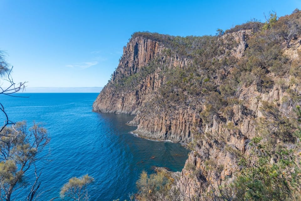 Cliffs,Of,Fluted,Cape,At,Bruny,Island,In,Tasmania,,Australia