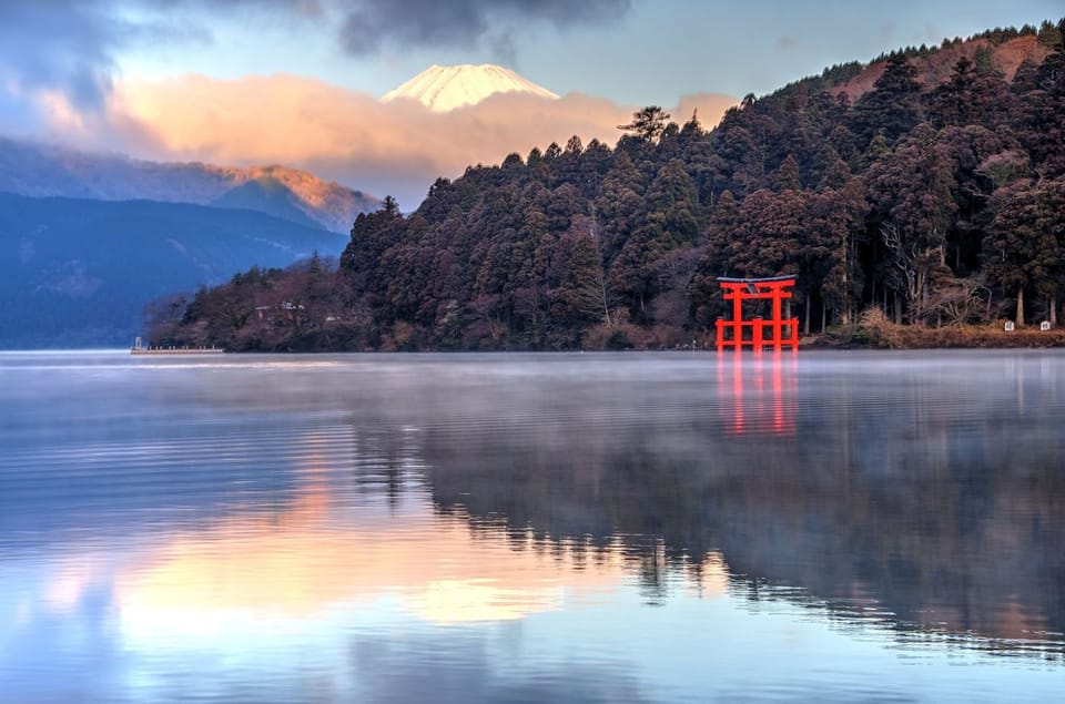 Lake Ashi Mnt Fuji view Hakone