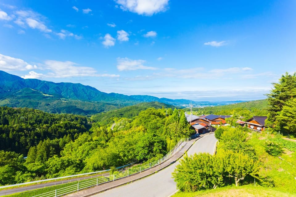 Overlooking-view-of-Kiso-Valley-in-Magome