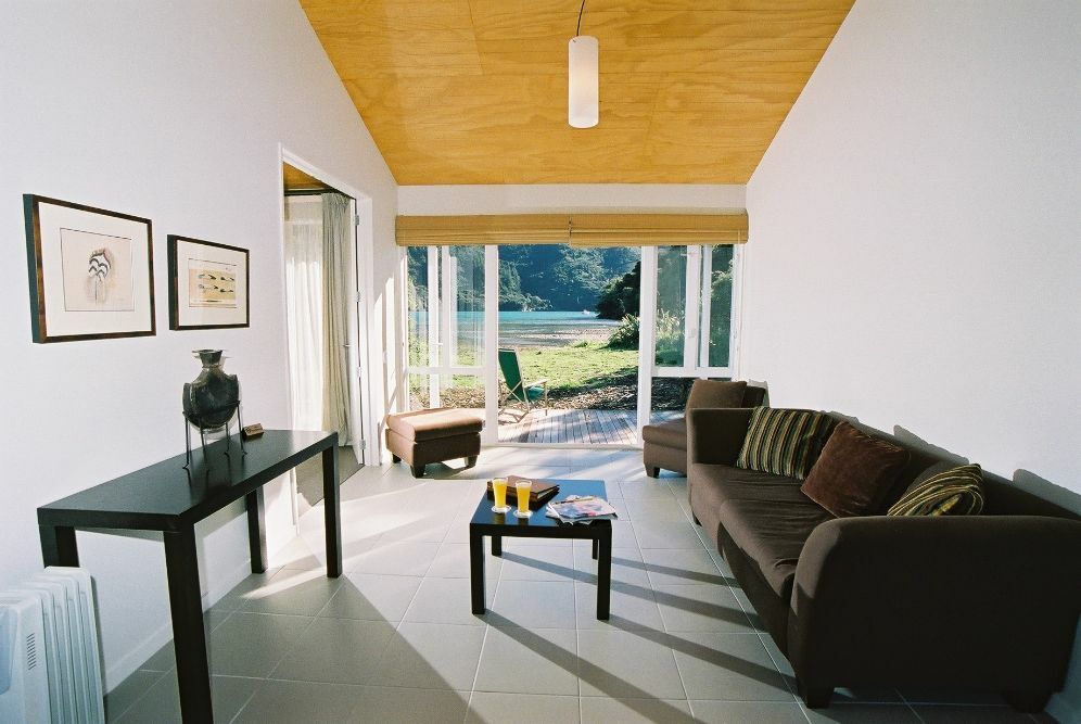 Furneaux Lodge interior room with water