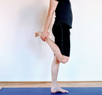 standing thigh stretch