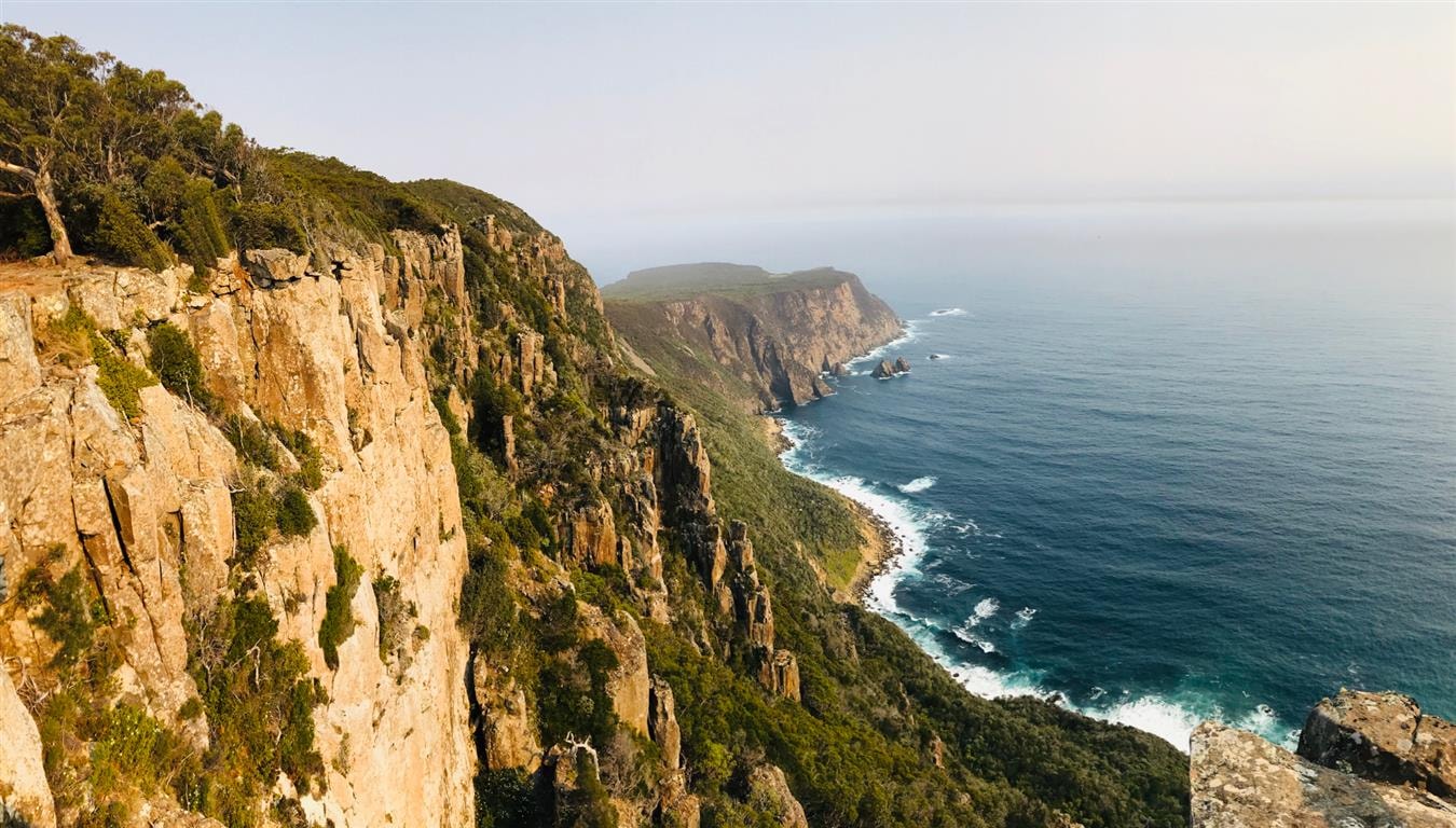 Walking to Cape Raoul